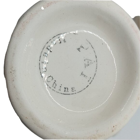 Festive Holiday Winter Mugs Set of 4 Cocoa Coffee Cider Christmas Get-Togethers - Picture 8 of 9